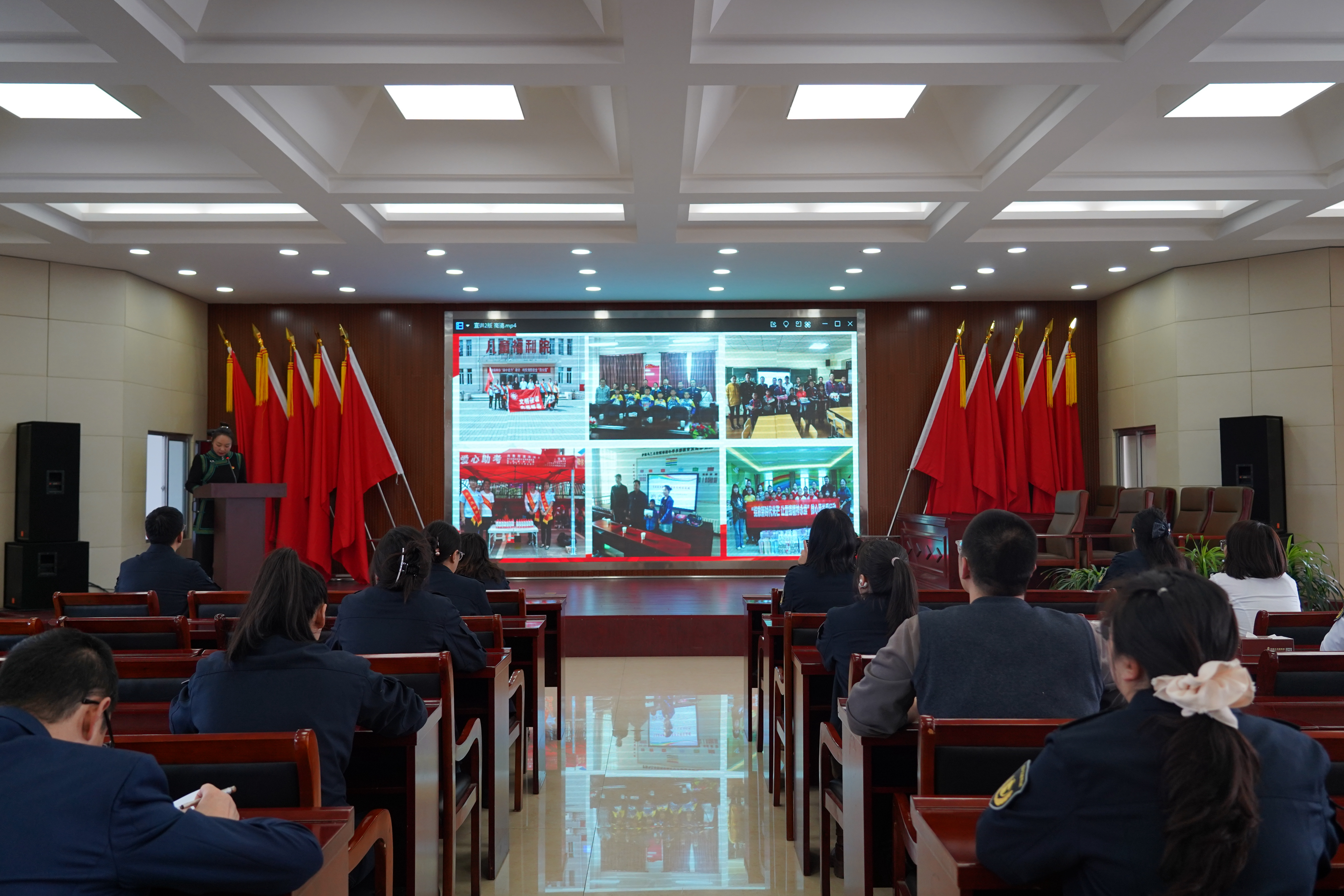 女人与公狍交酡女免费