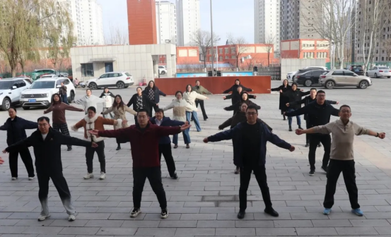 女人与公狍交酡女免费