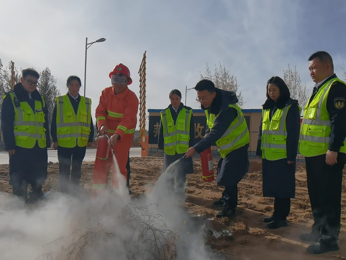 女人与公狍交酡女免费