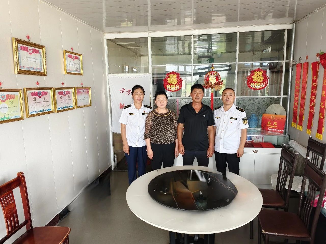 女人与公狍交酡女免费