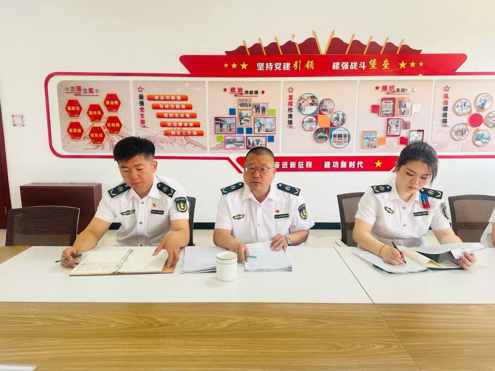 女人与公狍交酡女免费