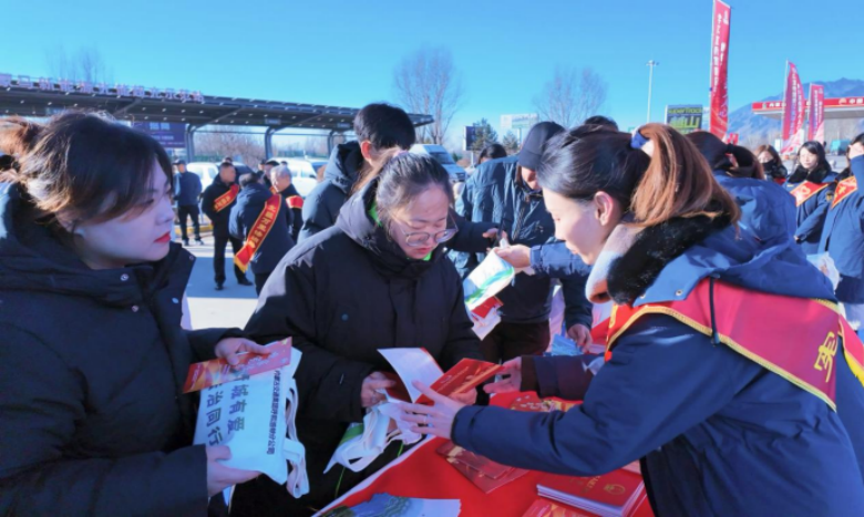 女人与公狍交酡女免费