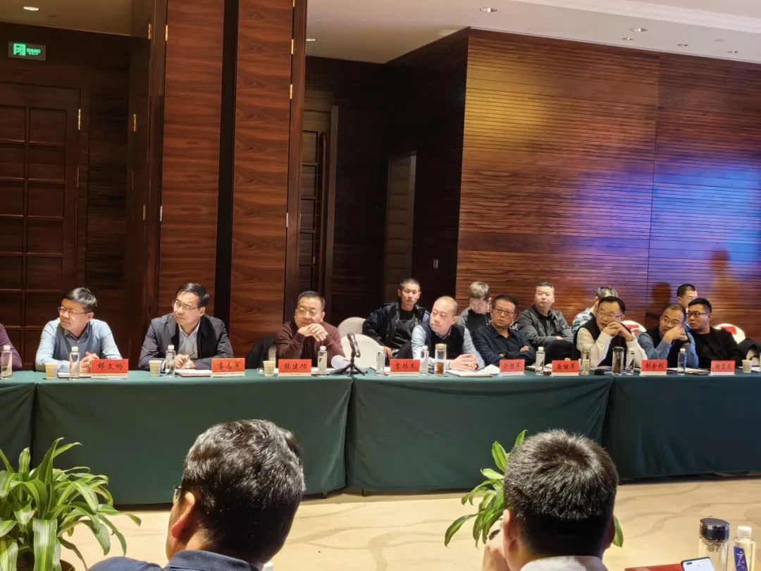 女人与公狍交酡女免费