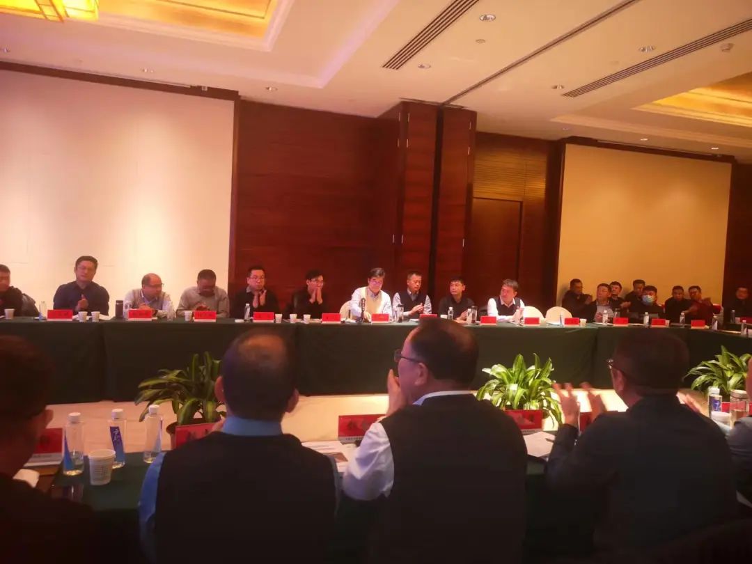 女人与公狍交酡女免费