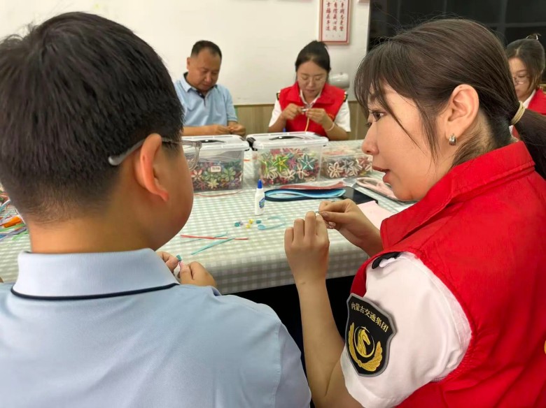 女人与公狍交酡女免费