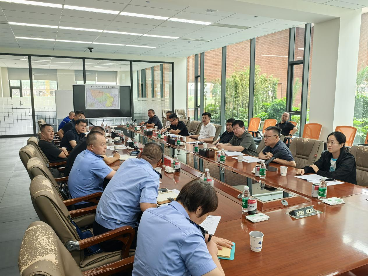 女人与公狍交酡女免费