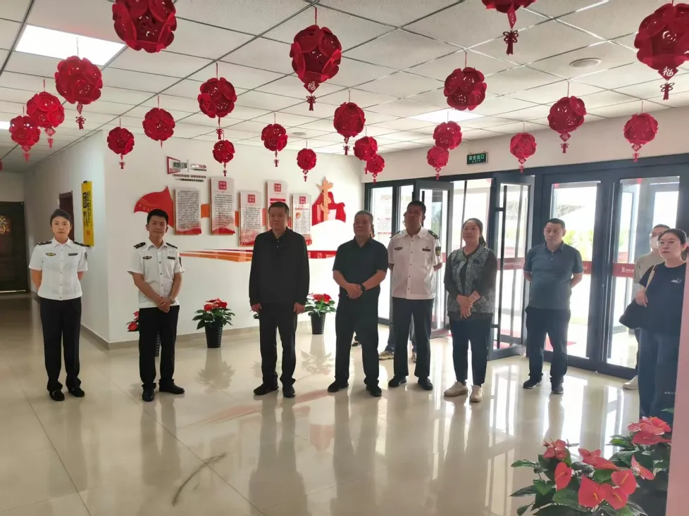 女人与公狍交酡女免费