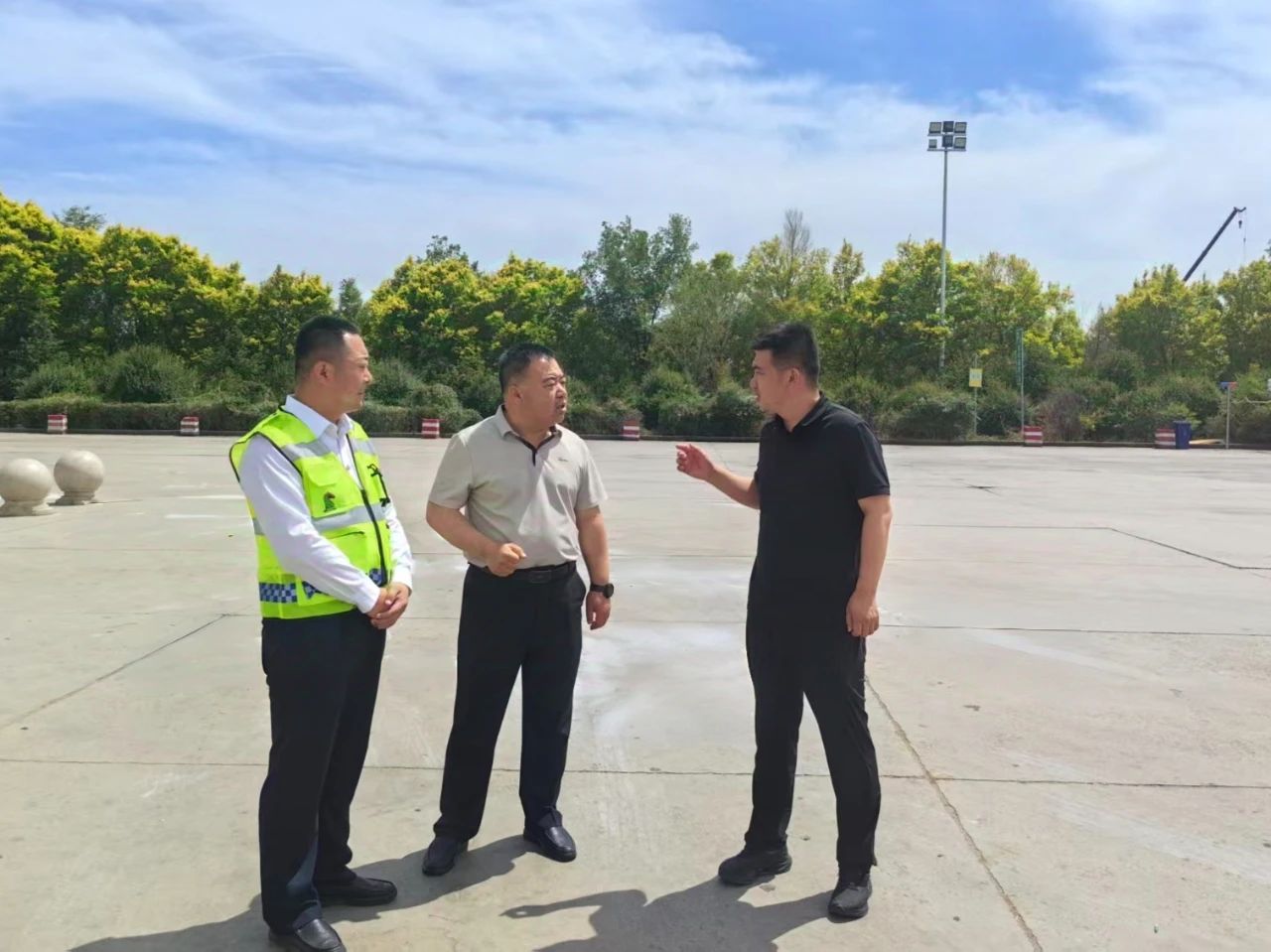 女人与公狍交酡女免费