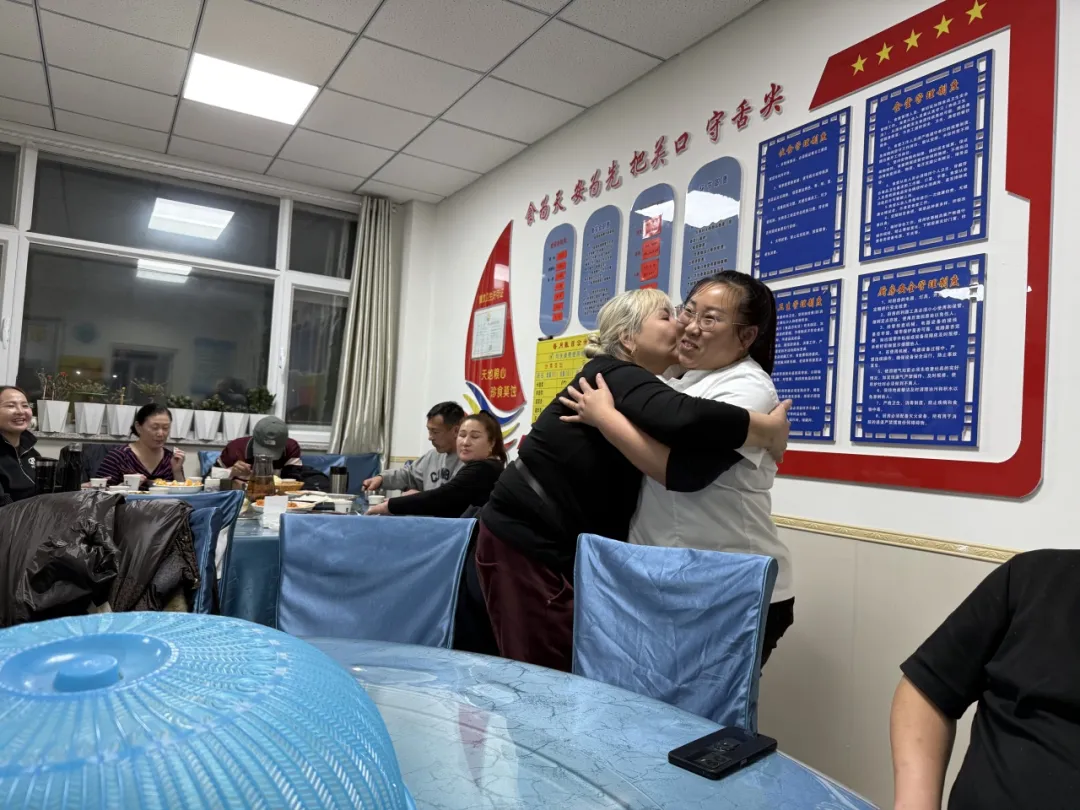 女人与公狍交酡女免费