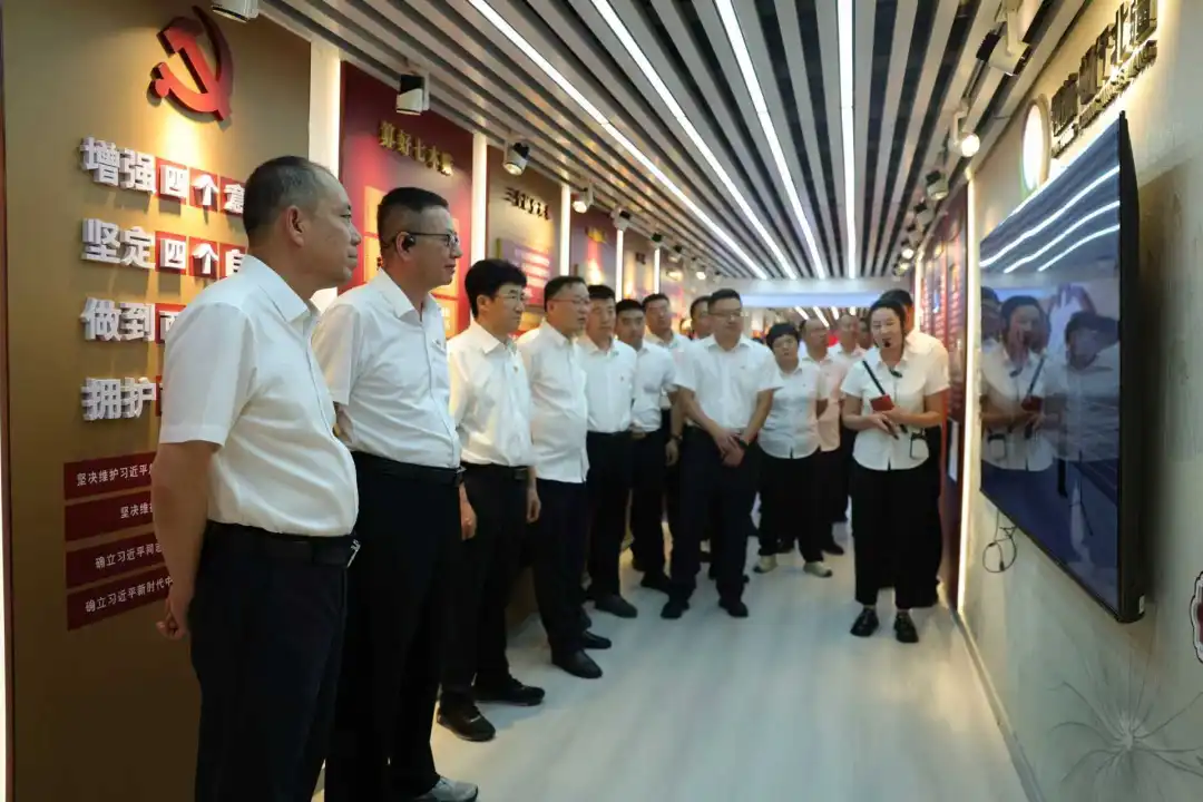 女人与公狍交酡女免费