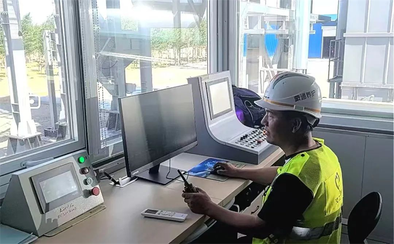 女人与公狍交酡女免费