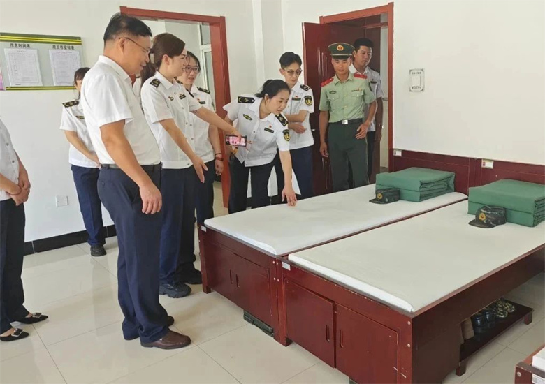 女人与公狍交酡女免费