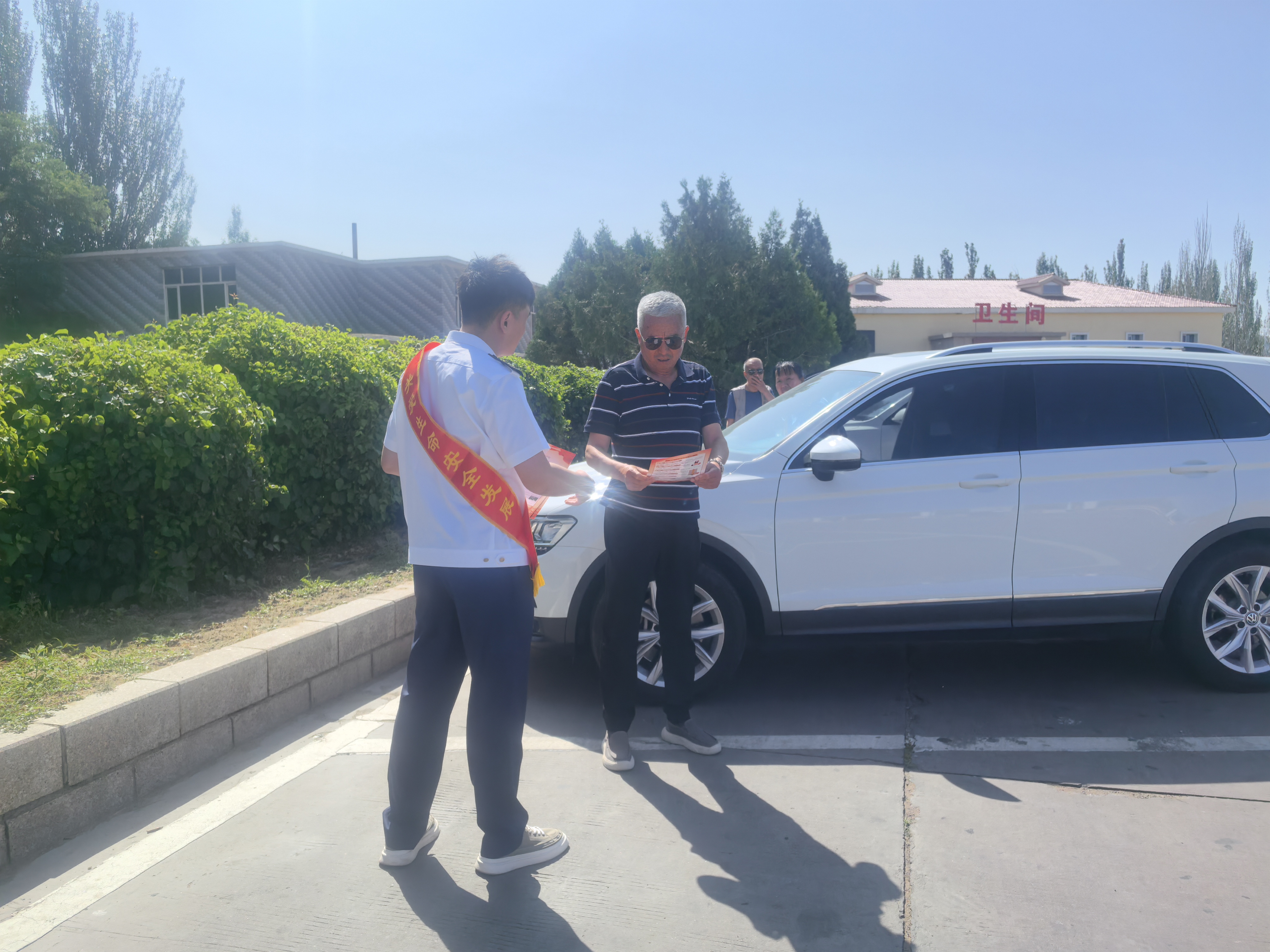 女人与公狍交酡女免费