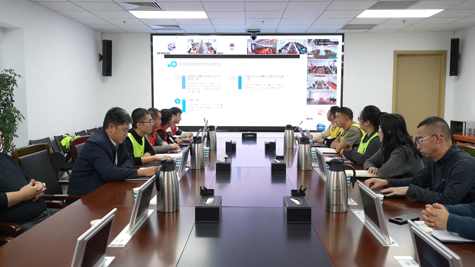 女人与公狍交酡女免费