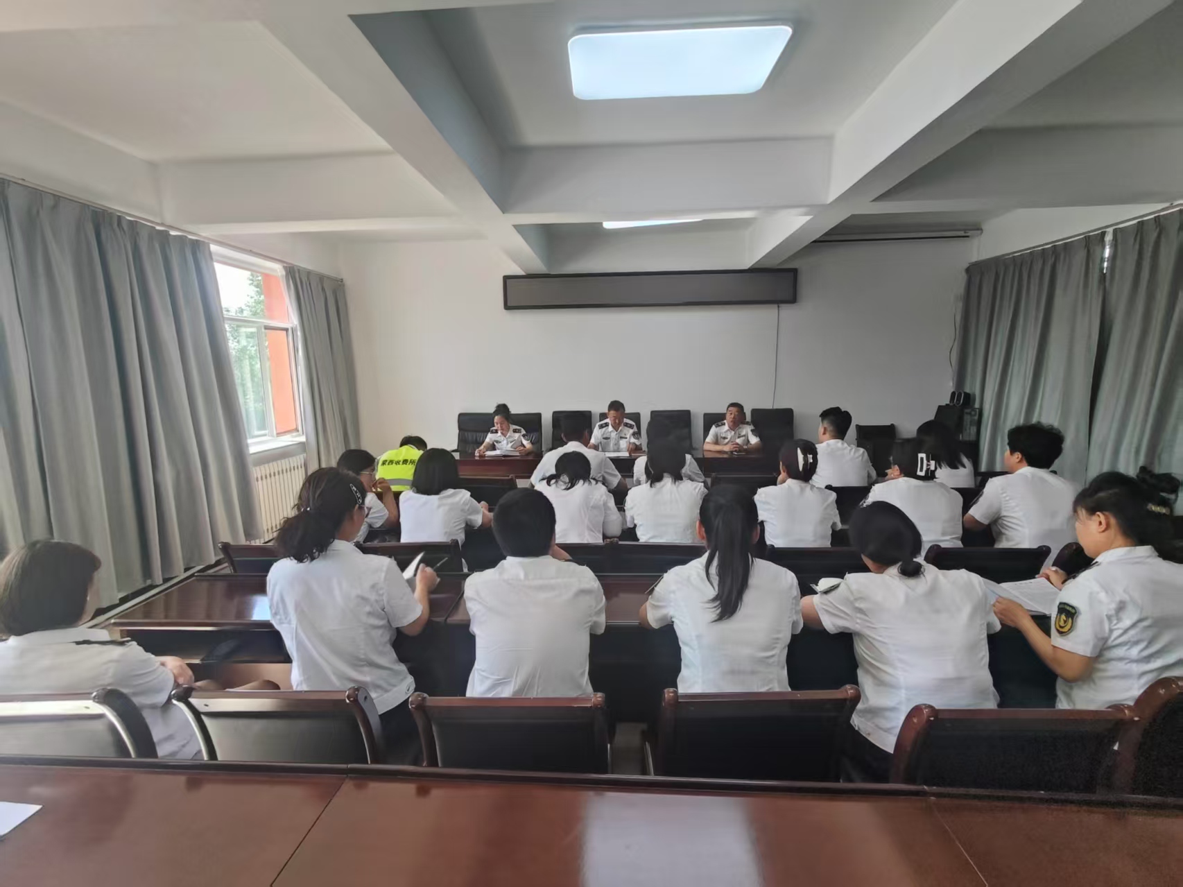 女人与公狍交酡女免费