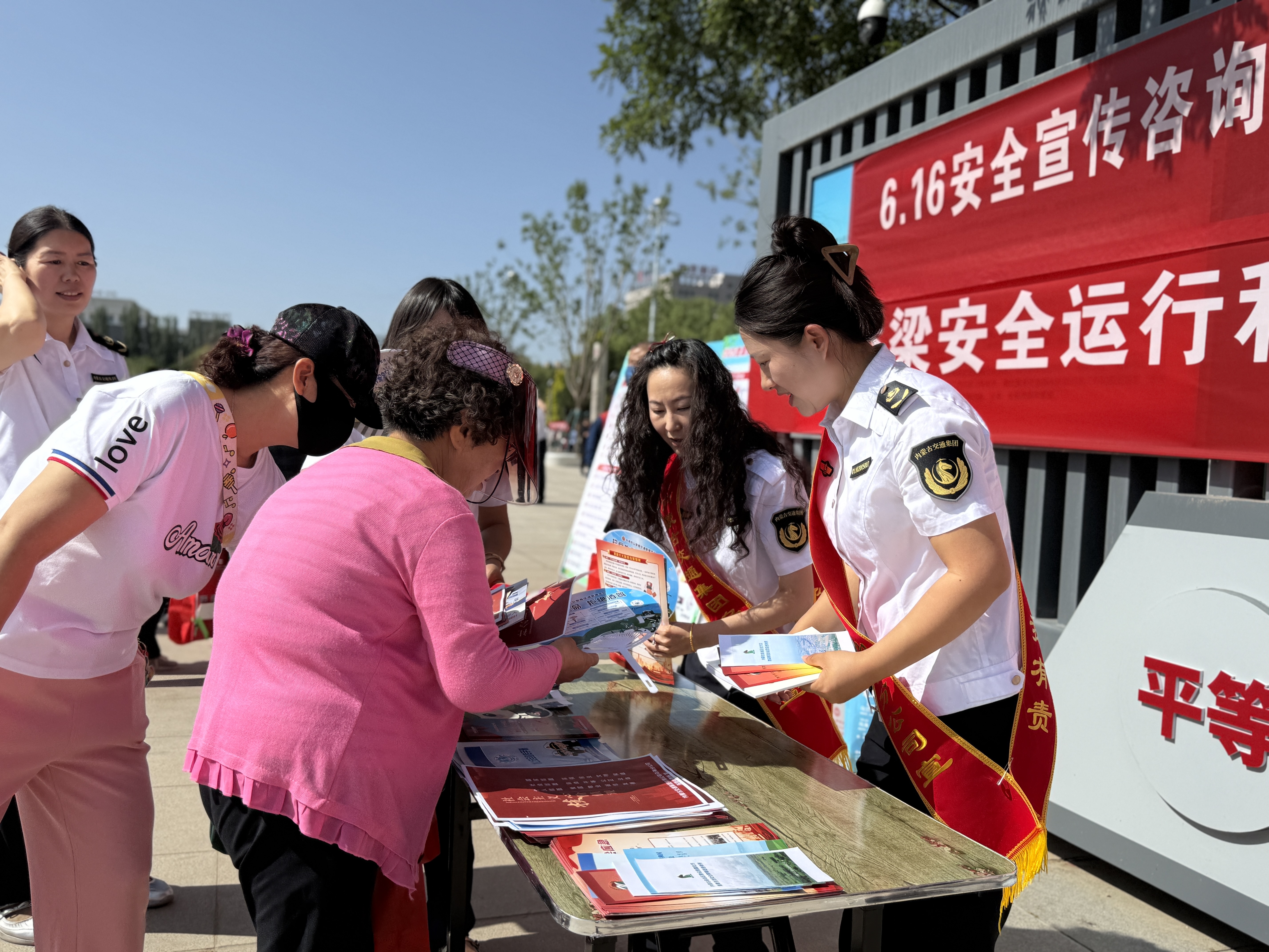 女人与公狍交酡女免费