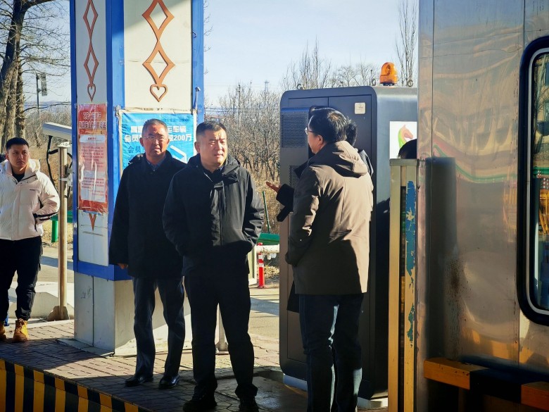 女人与公狍交酡女免费