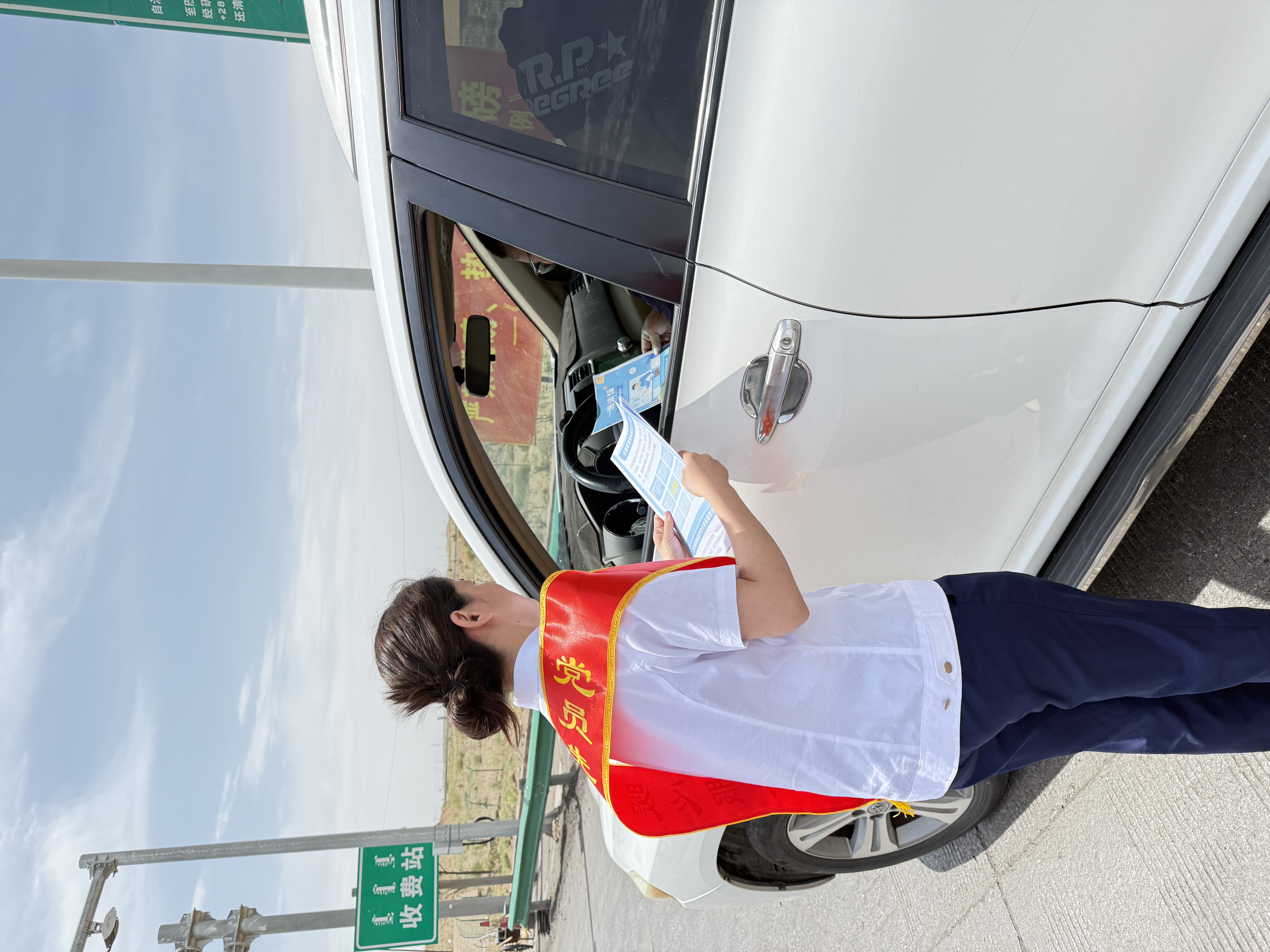 女人与公狍交酡女免费