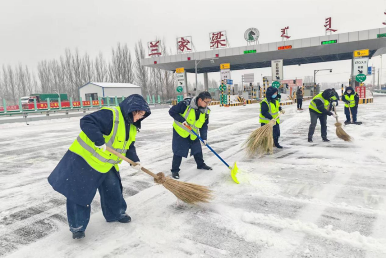 女人与公狍交酡女免费