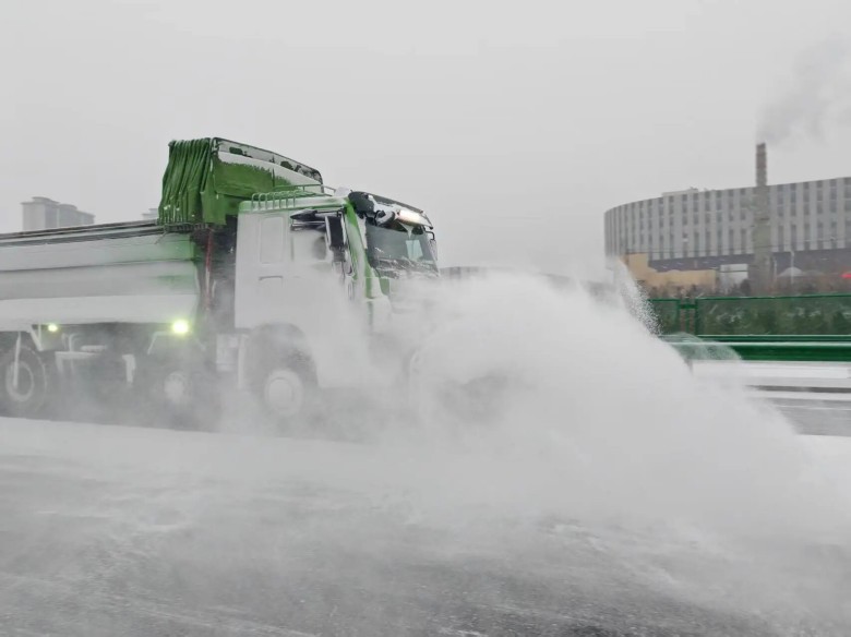 女人与公狍交酡女免费