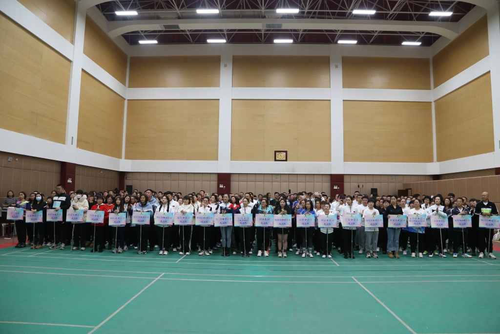 女人与公狍交酡女免费