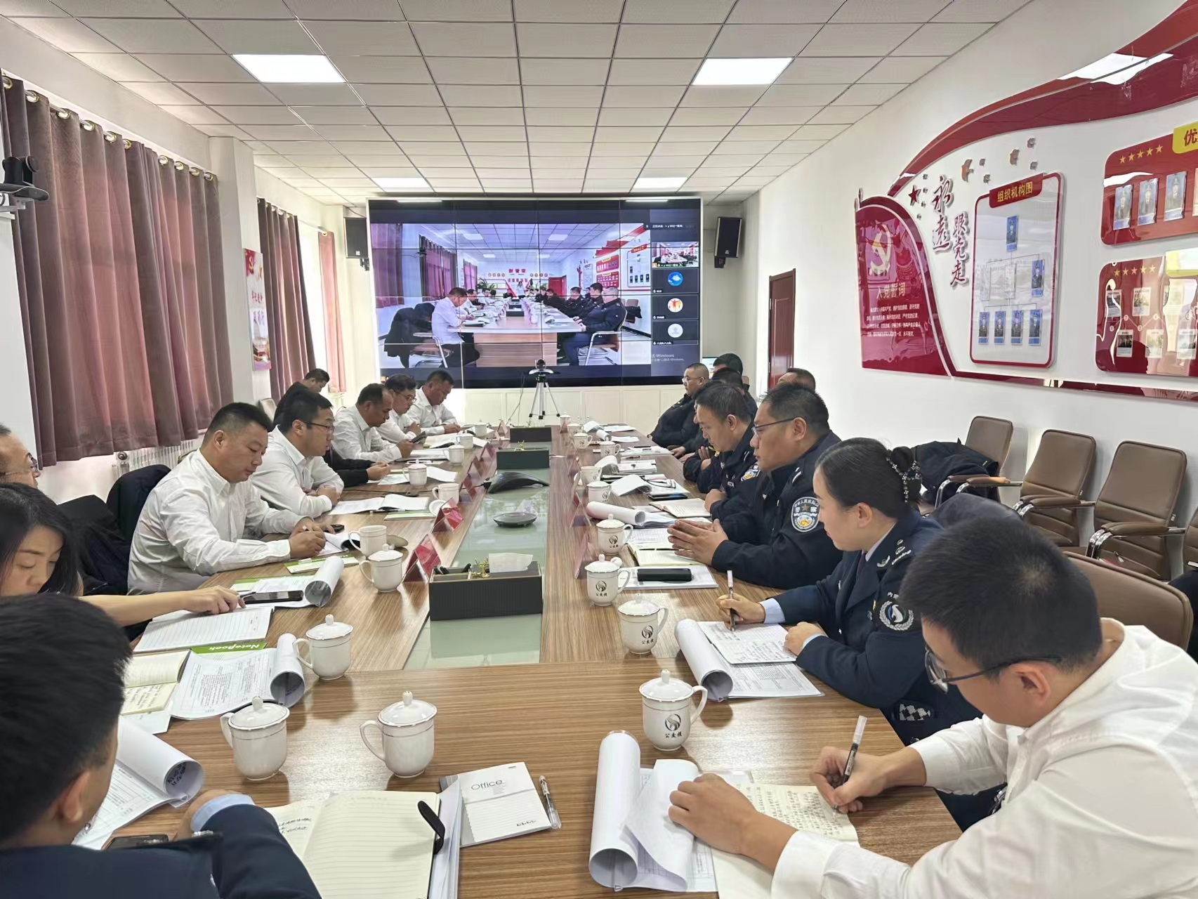 女人与公狍交酡女免费