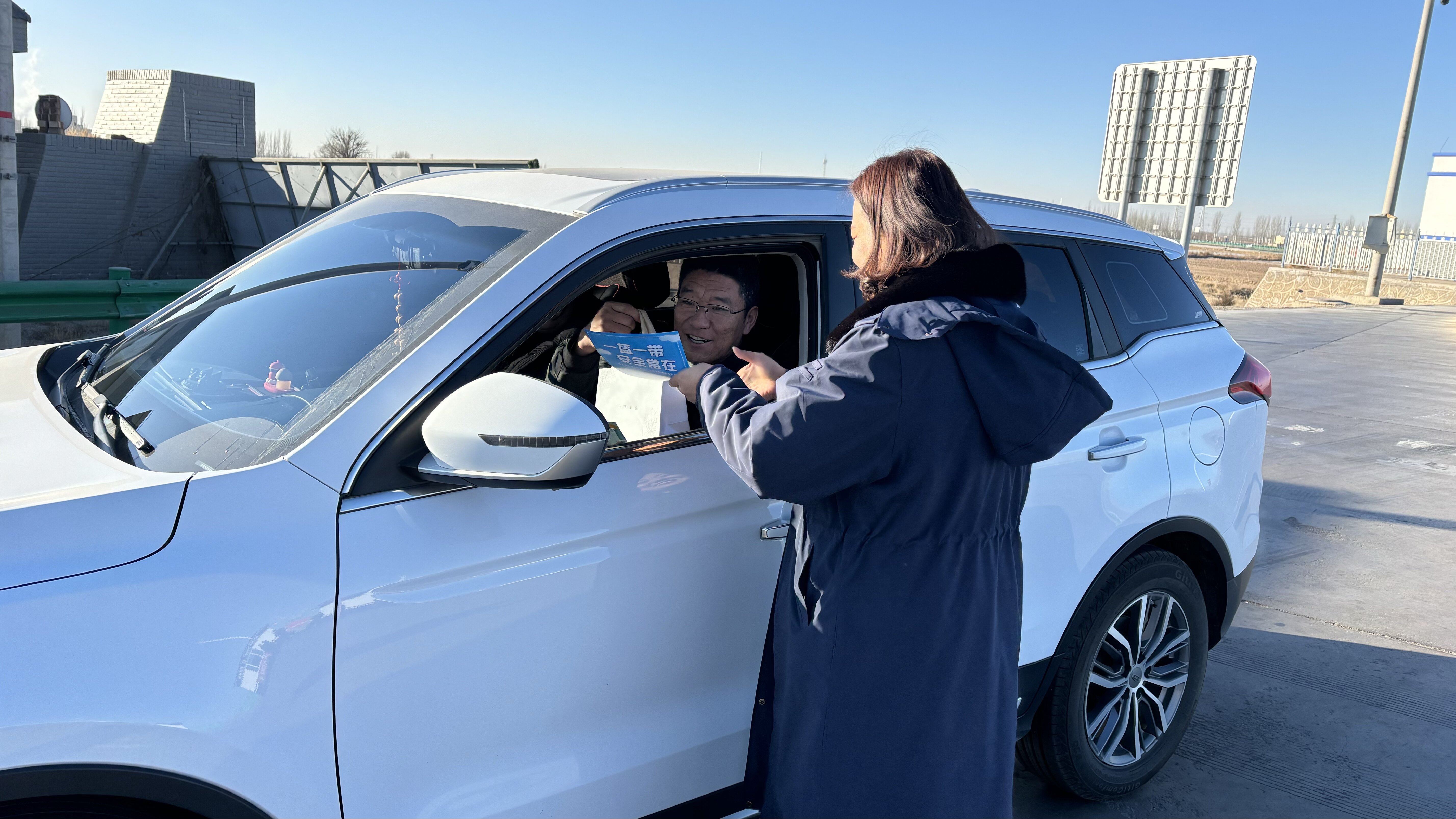 女人与公狍交酡女免费