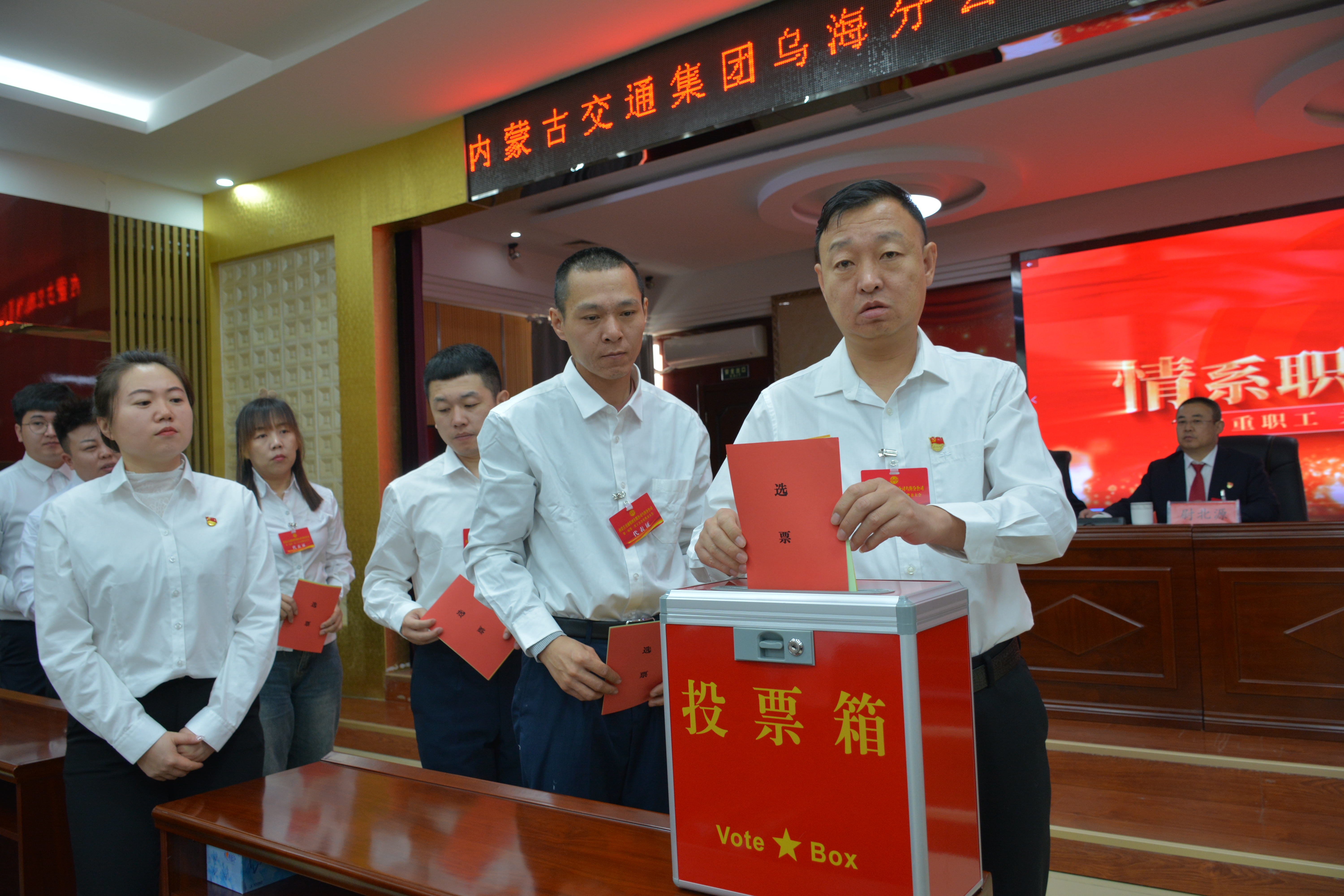 女人与公狍交酡女免费