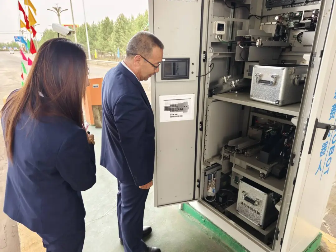 女人与公狍交酡女免费