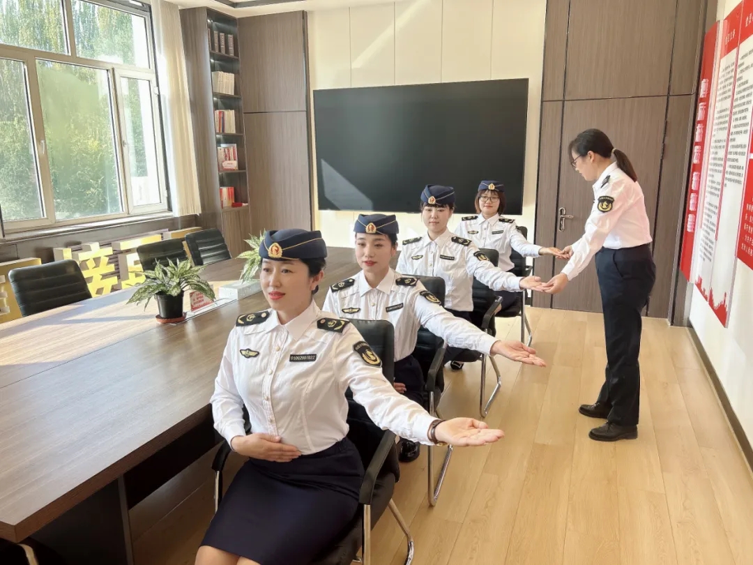 女人与公狍交酡女免费