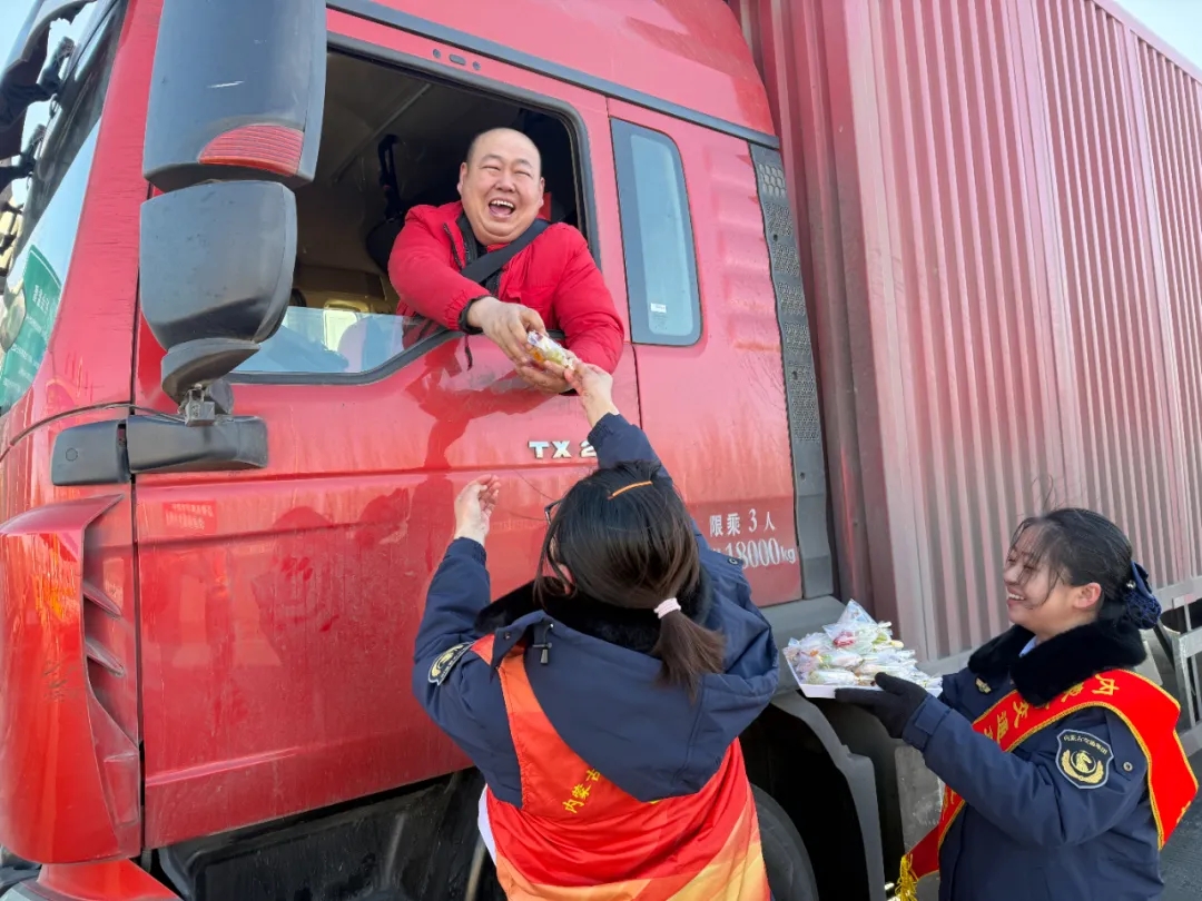 女人与公狍交酡女免费