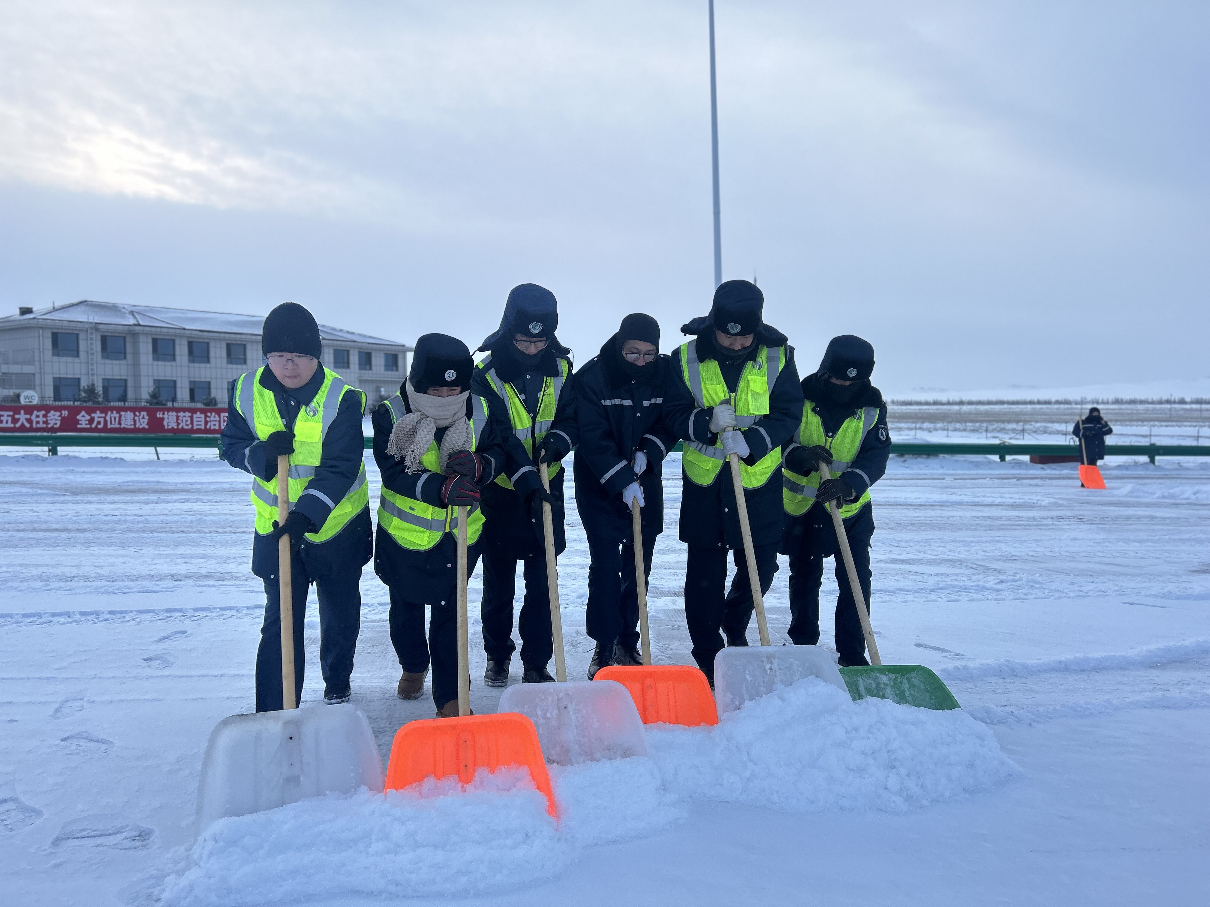 女人与公狍交酡女免费