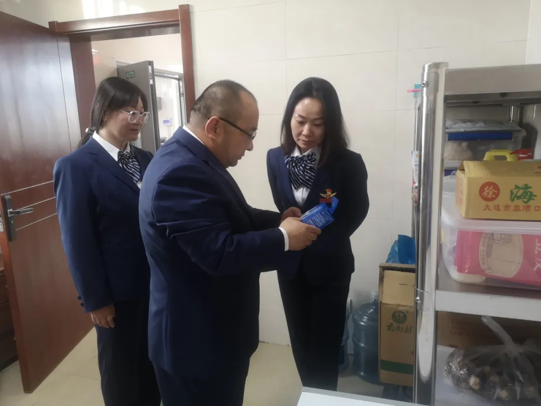 女人与公狍交酡女免费