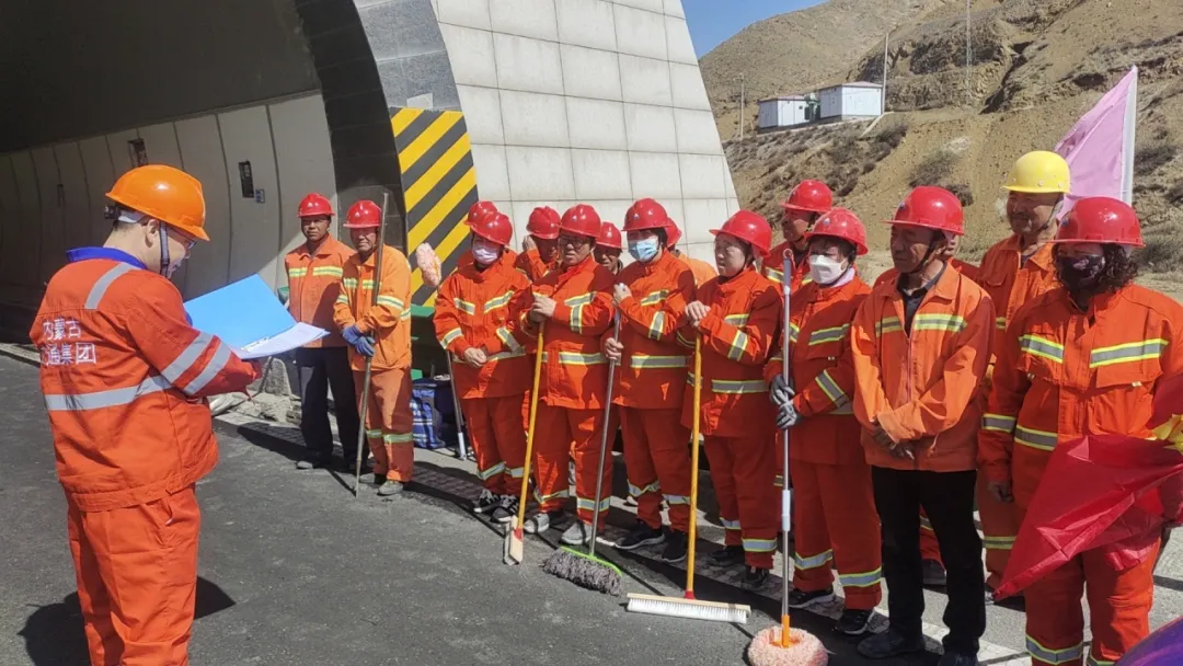 女人与公狍交酡女免费