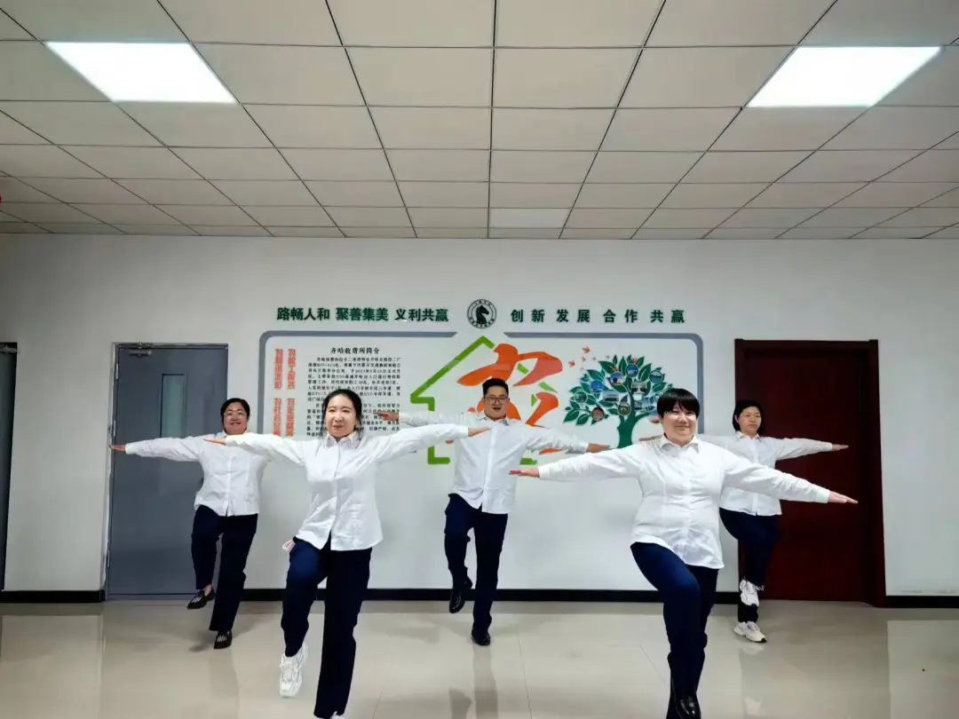 女人与公狍交酡女免费