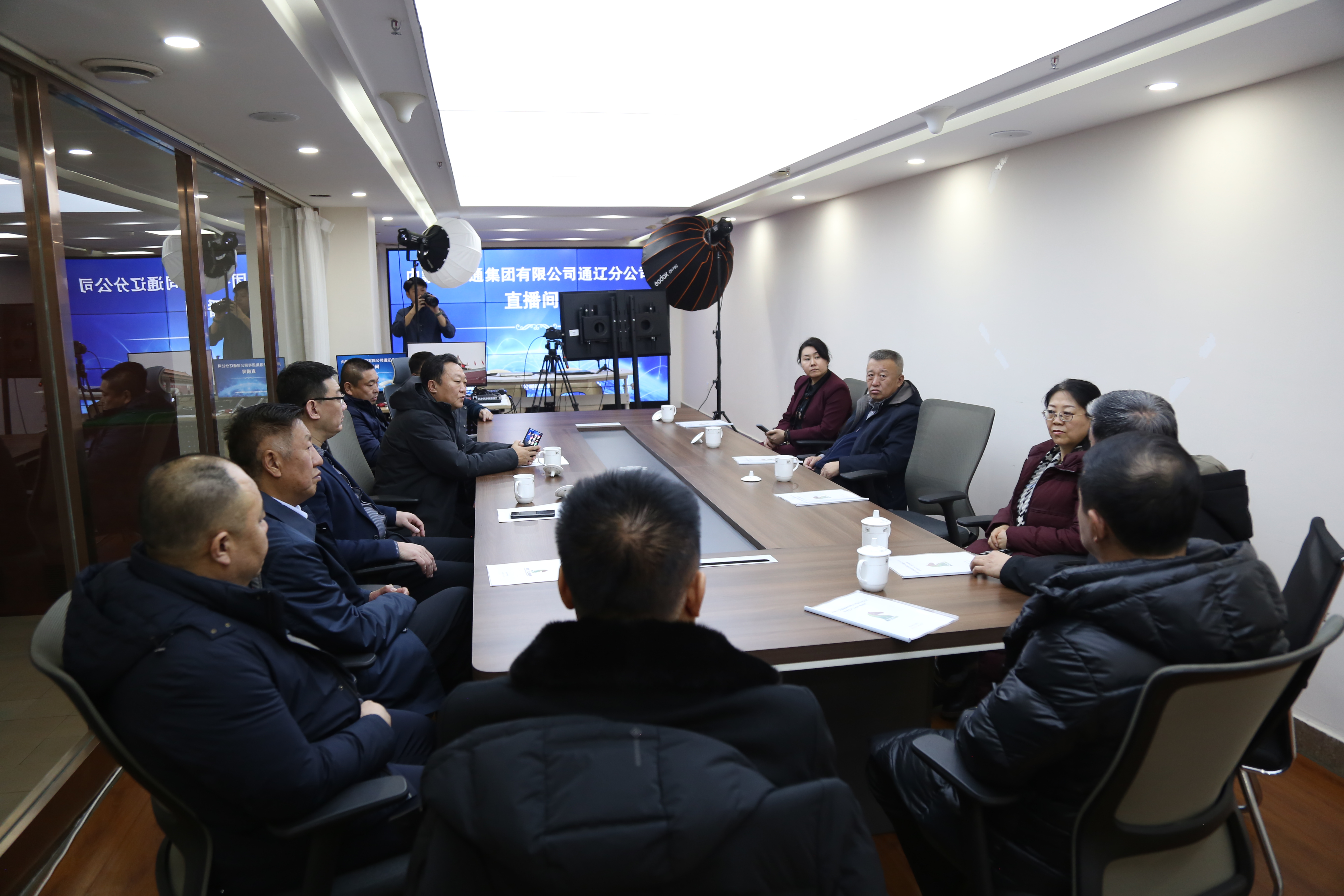 女人与公狍交酡女免费