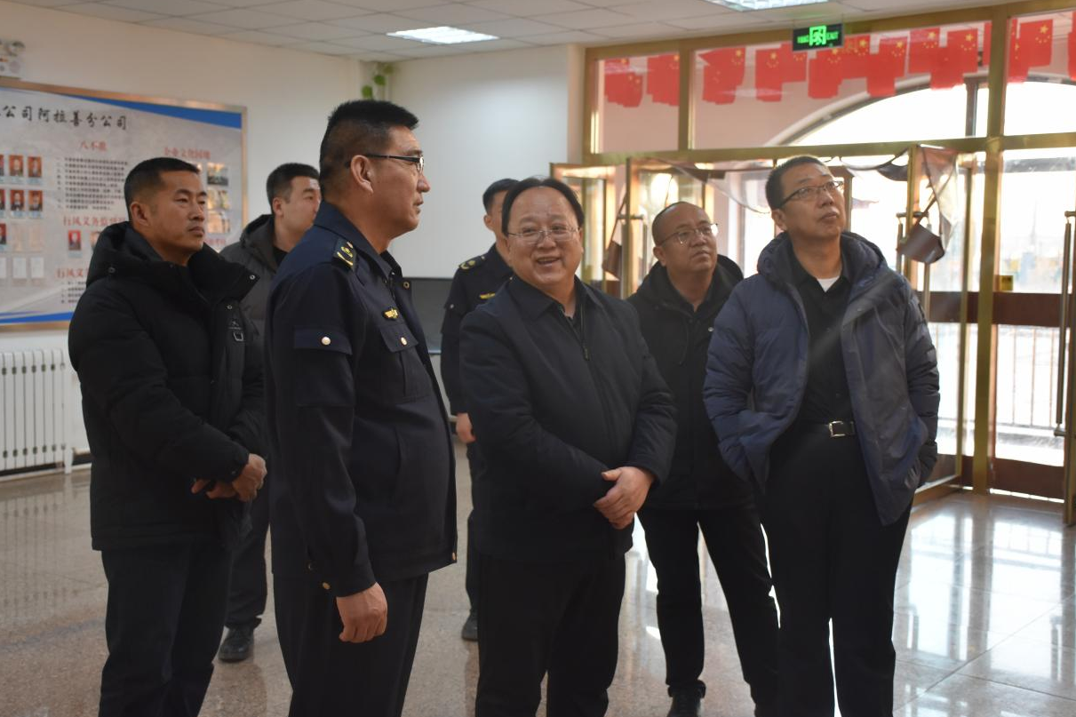 女人与公狍交酡女免费