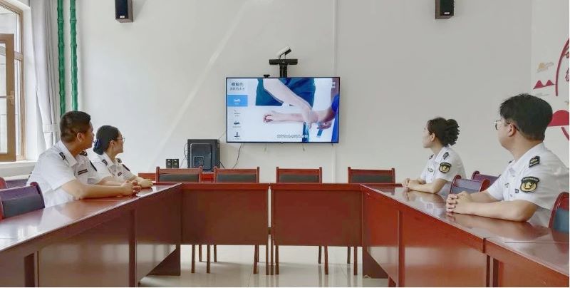 女人与公狍交酡女免费