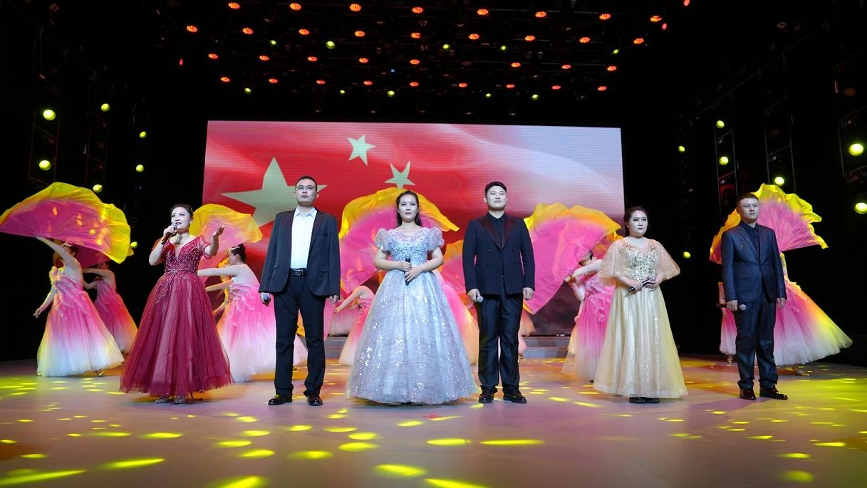 女人与公狍交酡女免费