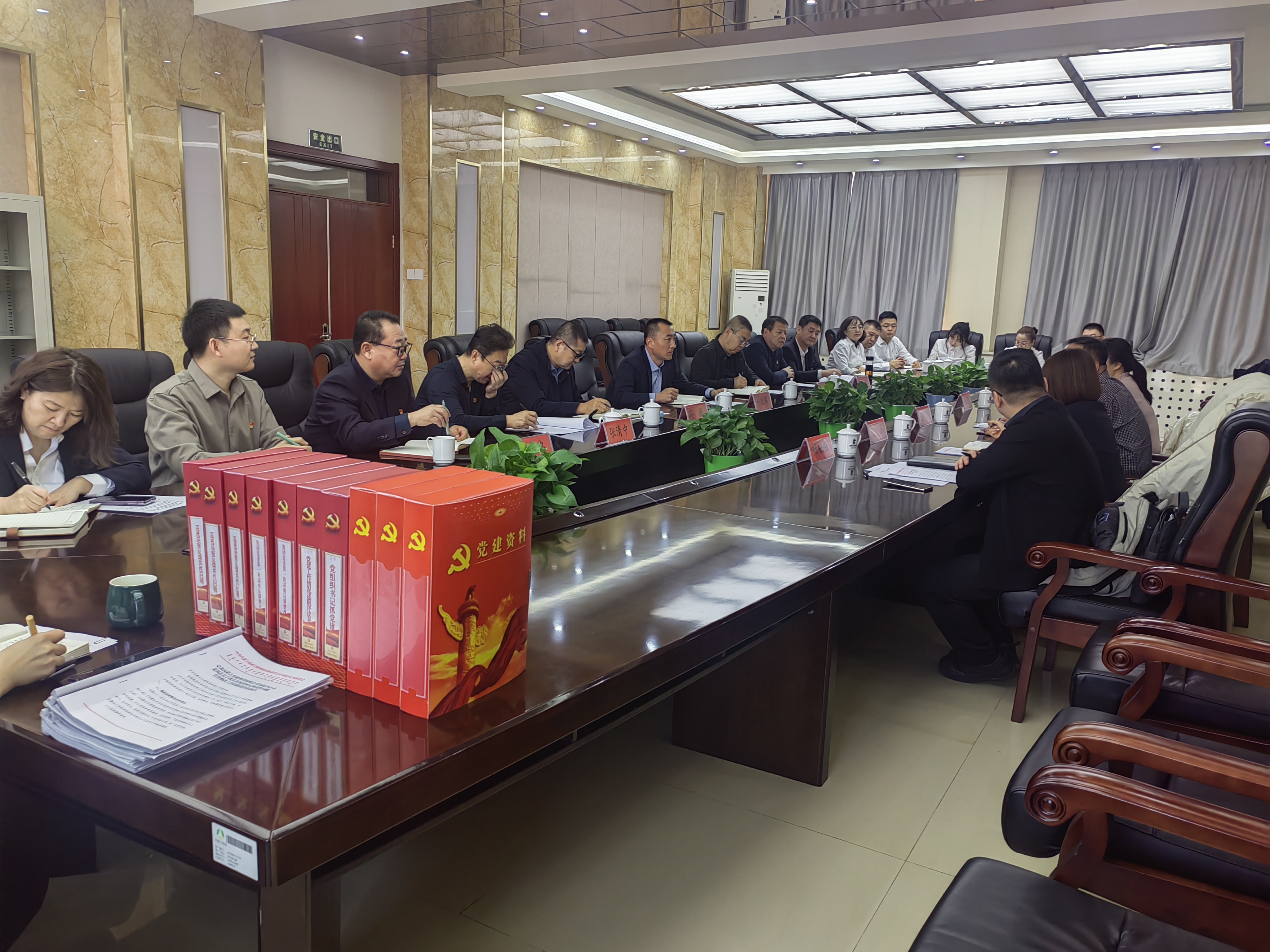 女人与公狍交酡女免费