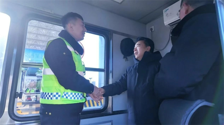 女人与公狍交酡女免费