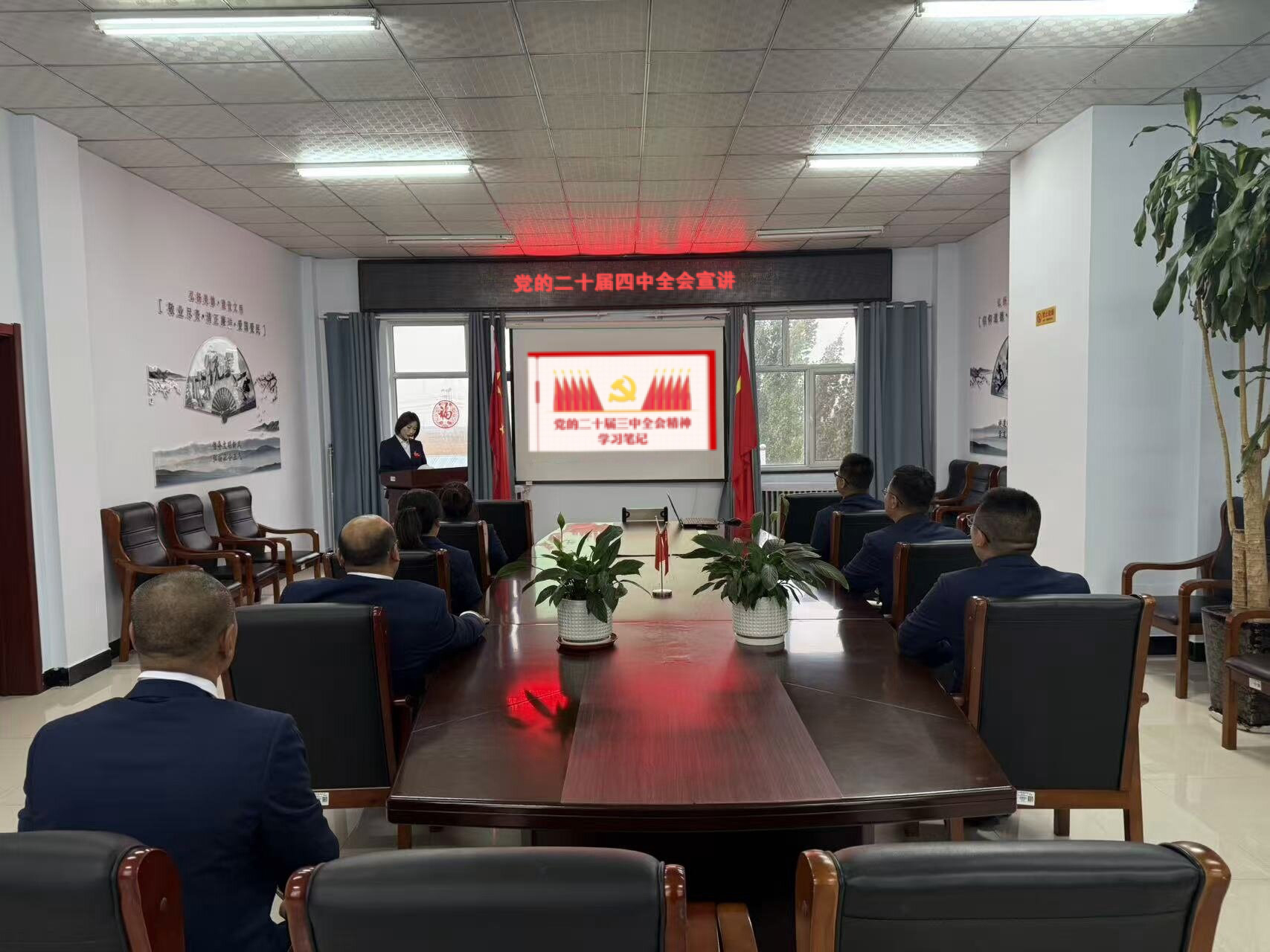 女人与公狍交酡女免费