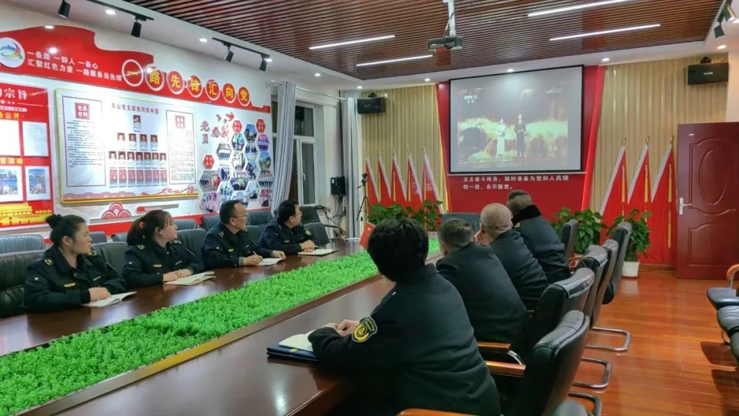 女人与公狍交酡女免费