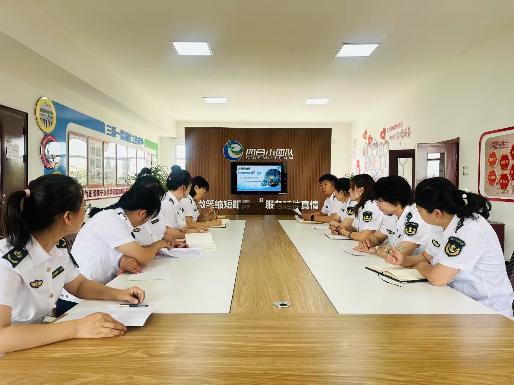 女人与公狍交酡女免费