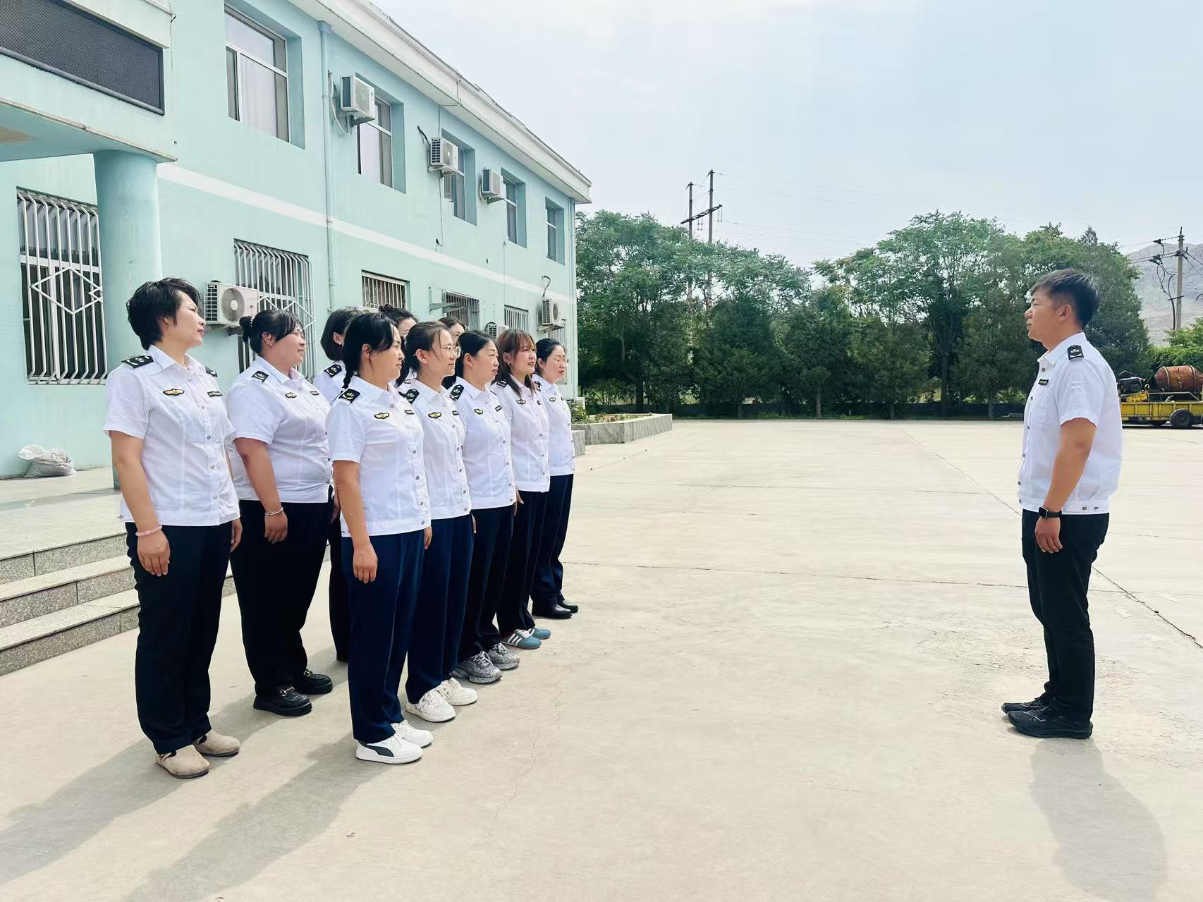 女人与公狍交酡女免费