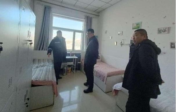 女人与公狍交酡女免费