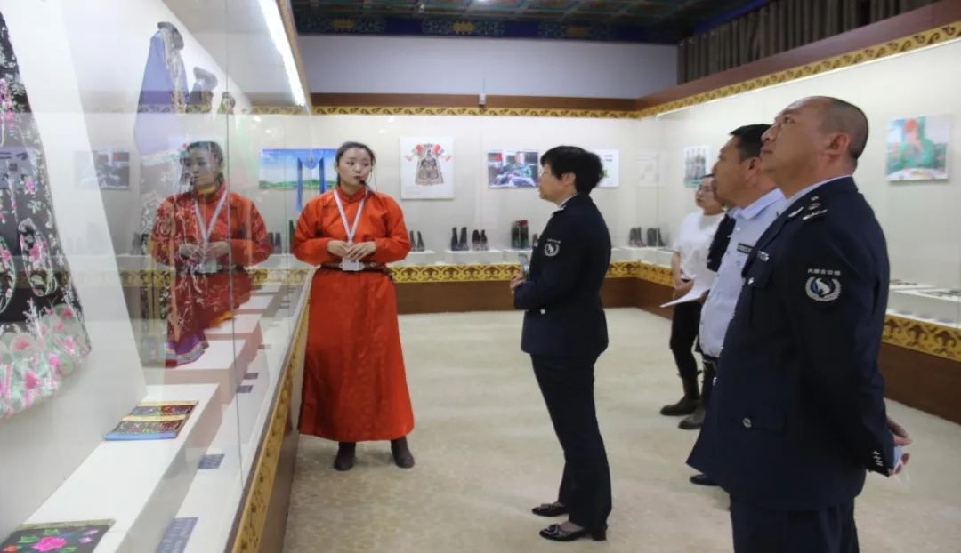 女人与公狍交酡女免费