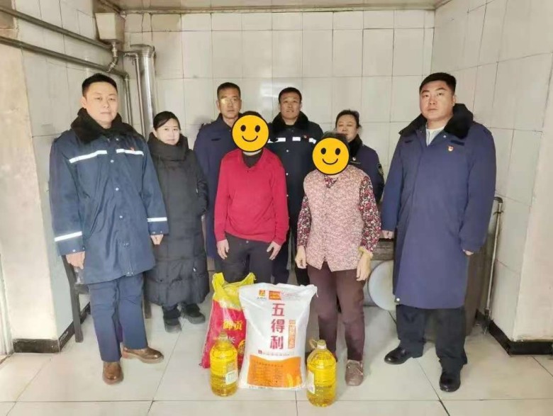 女人与公狍交酡女免费