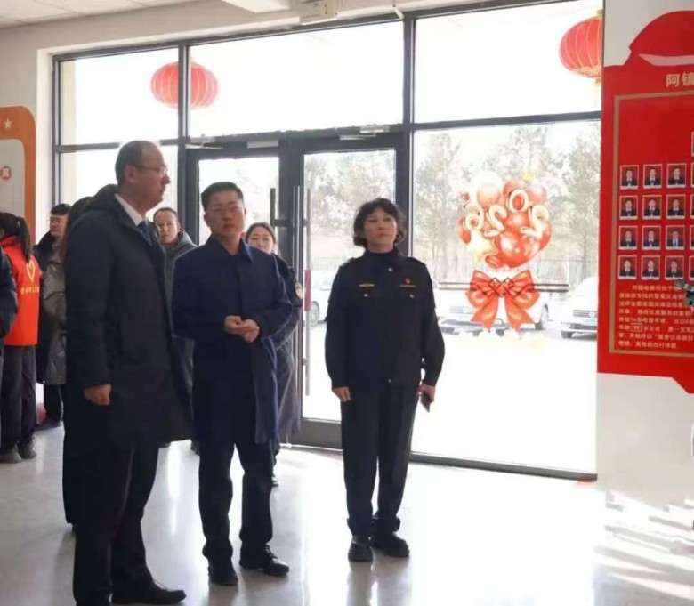 女人与公狍交酡女免费