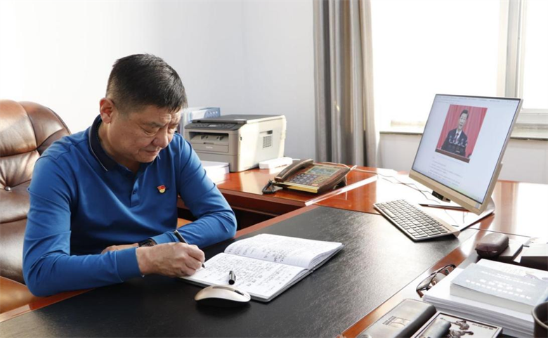 女人与公狍交酡女免费